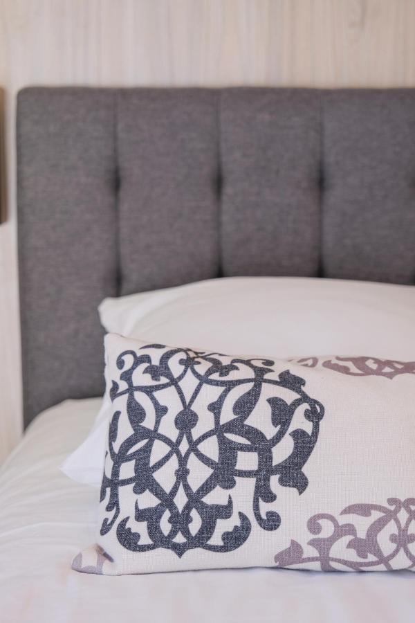 Les Suites d'Aliénor-Suite Jasmin Pessac Extérieur photo